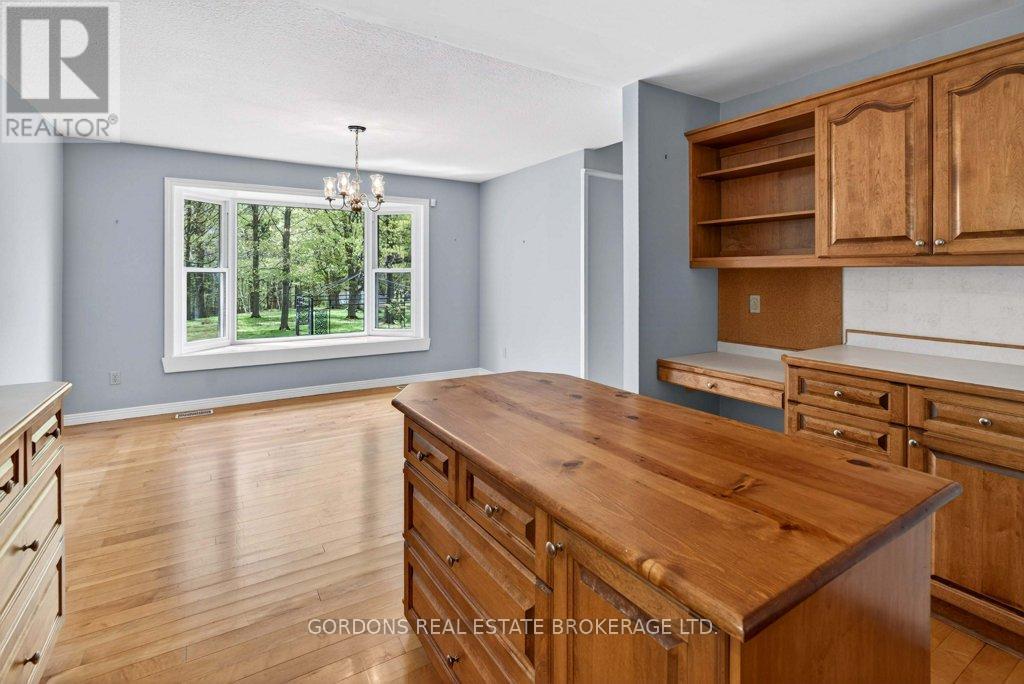 1380 SUNNYSIDE ROAD - 28