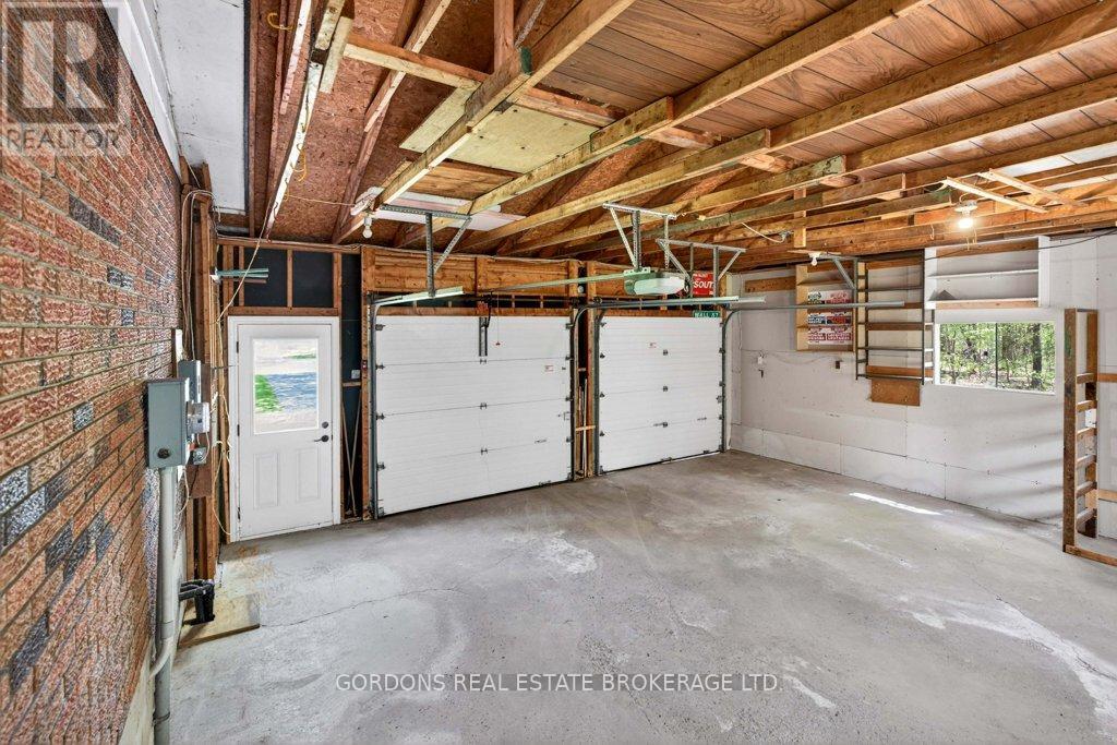 1380 SUNNYSIDE ROAD - 30