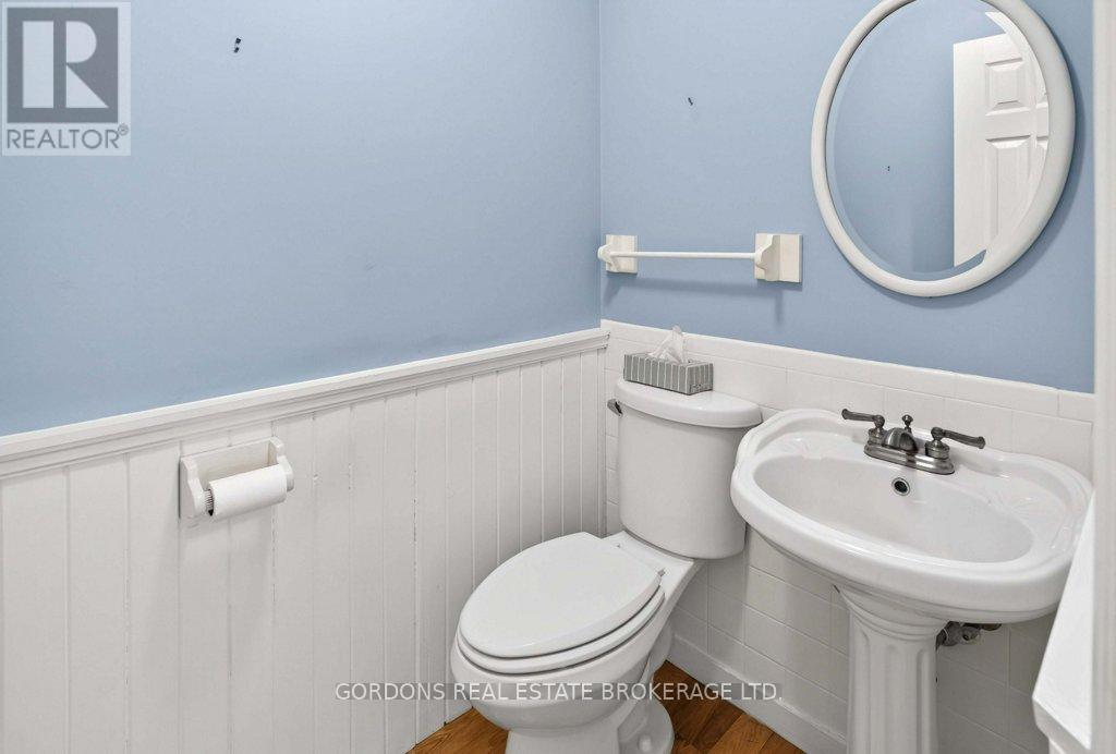 1380 SUNNYSIDE ROAD - 31