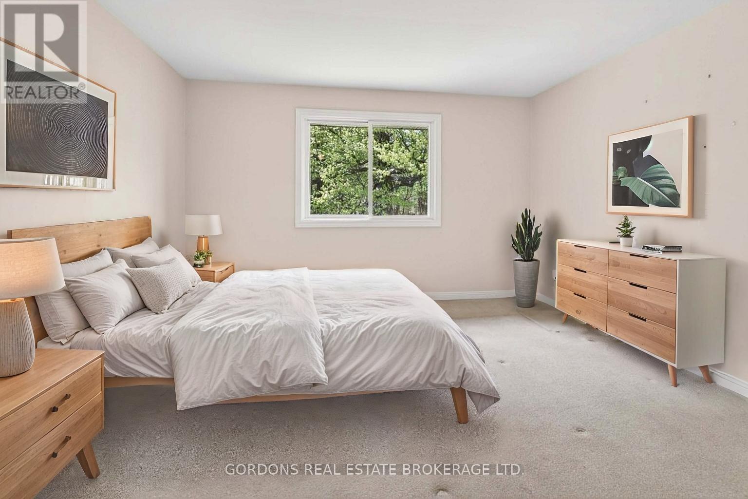 1380 SUNNYSIDE ROAD - 34