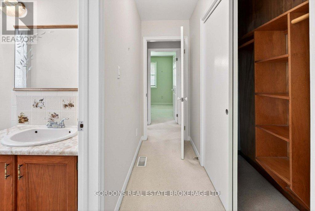 1380 SUNNYSIDE ROAD - 37