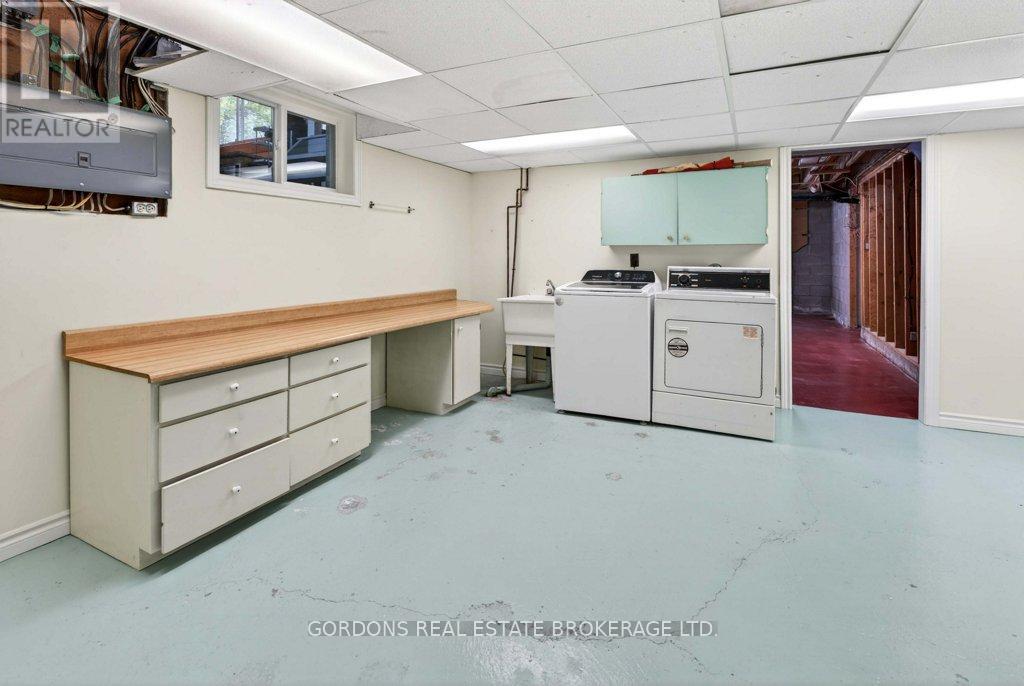 1380 SUNNYSIDE ROAD - 48
