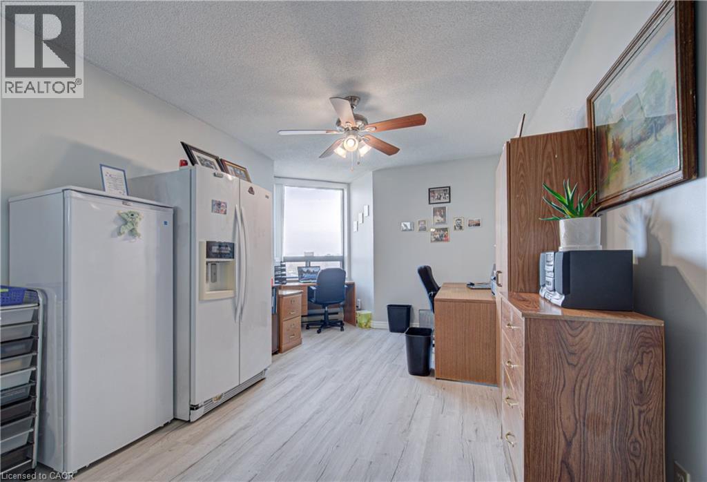 #702 688 PRESTON Parkway - 26