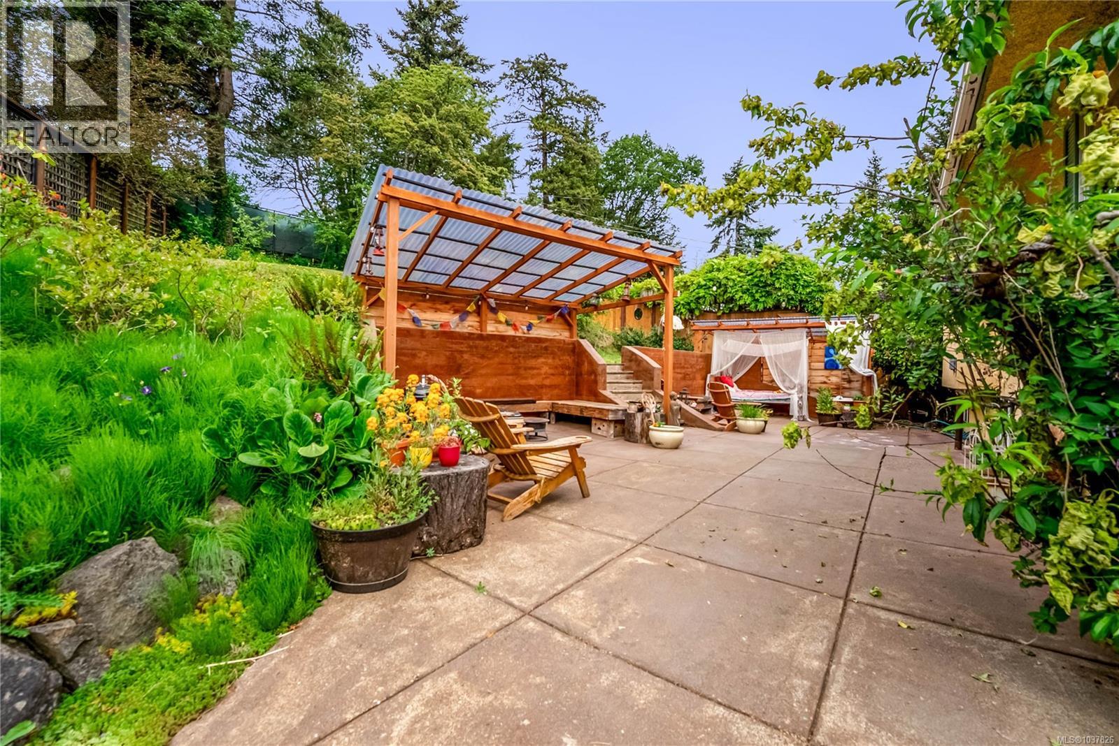 3360 Rolston Cres - 49