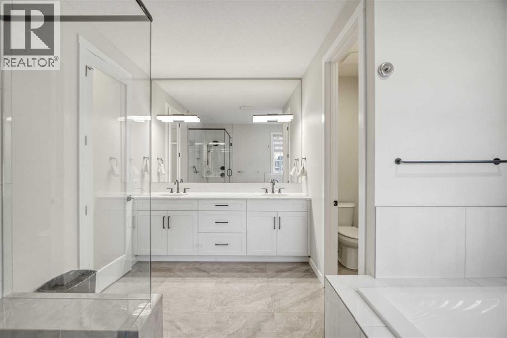 1104 Cranbrook Gardens SE - 26