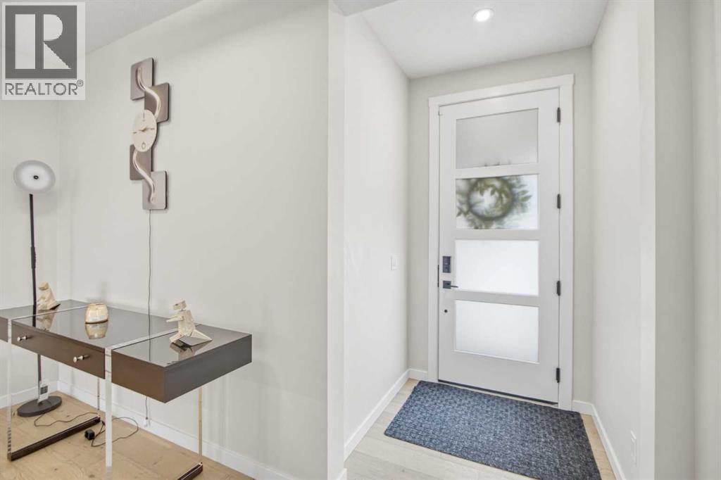 1104 Cranbrook Gardens SE - Image 2