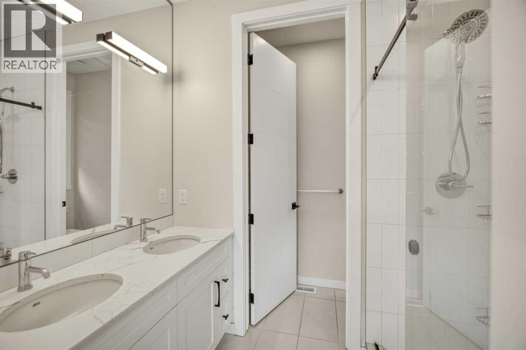 1104 Cranbrook Gardens SE - 21
