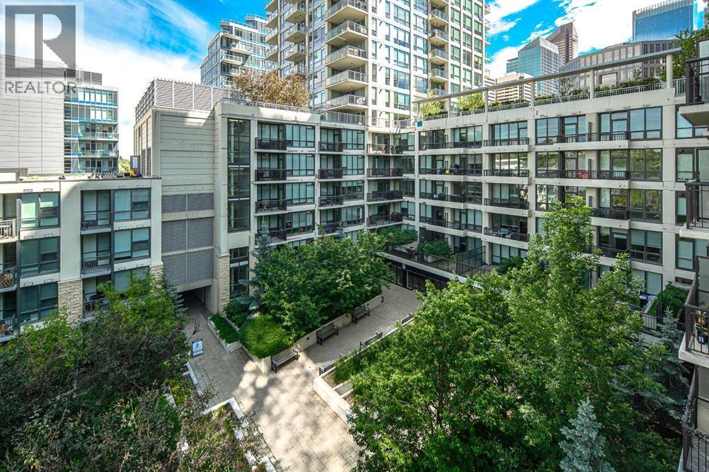 #555 222 Riverfront Avenue SW - 37