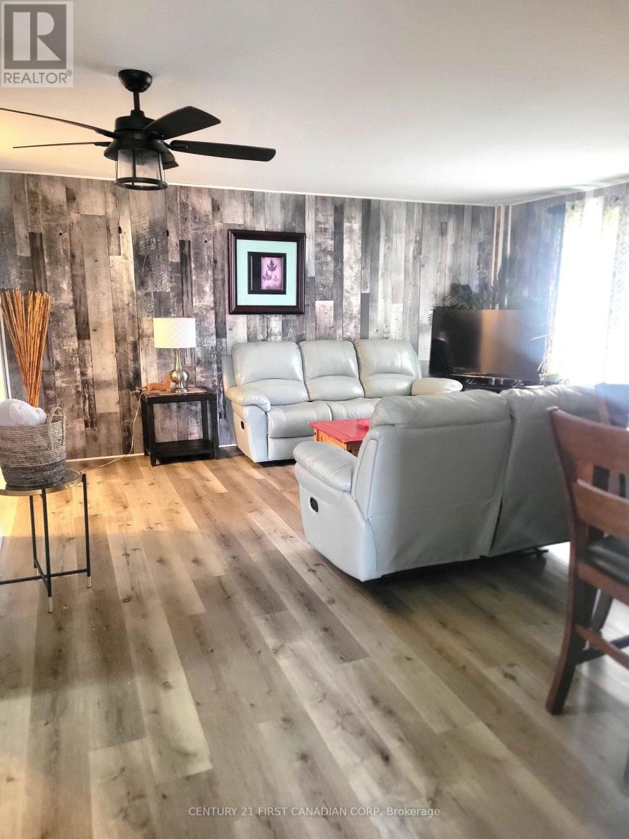 #604 583 MORNINGTON AVENUE - 6
