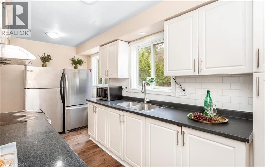 501 GLENELM Crescent - 17