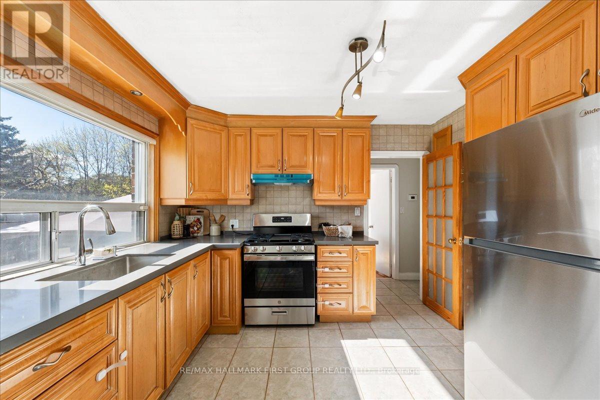 2690 ISLINGTON AVENUE - 13