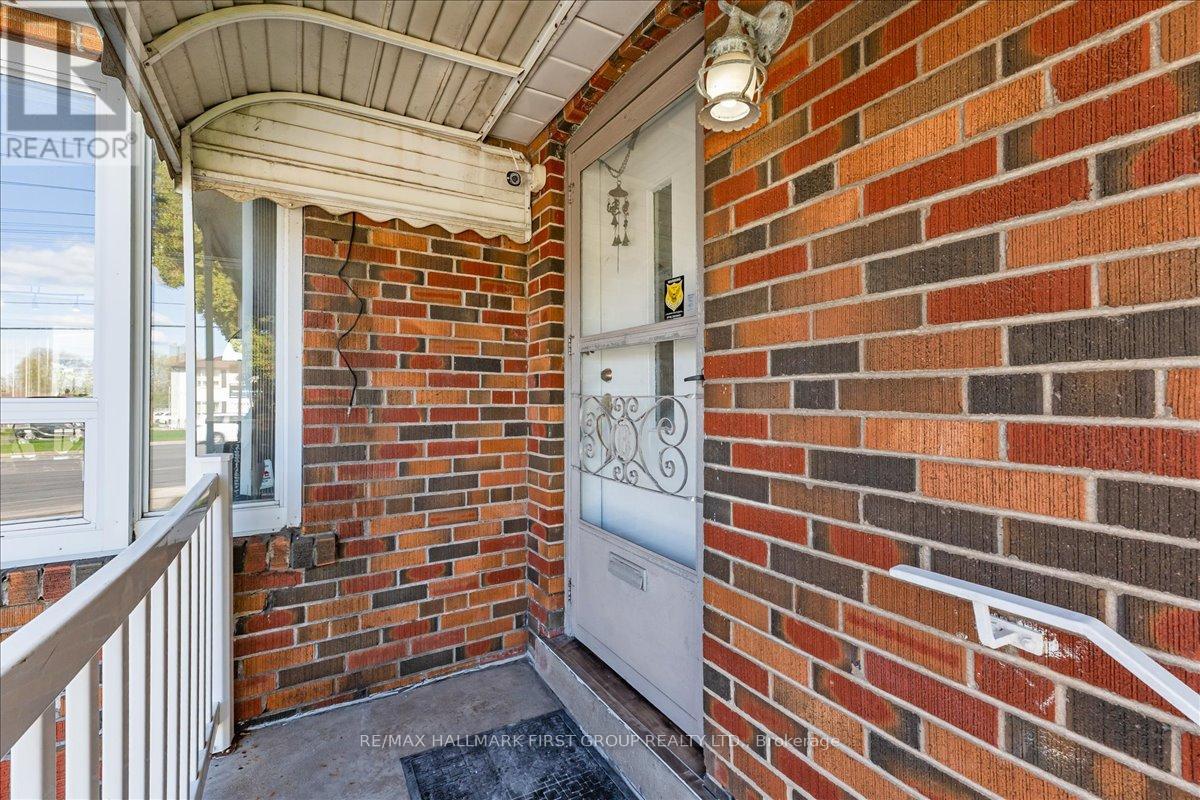2690 ISLINGTON AVENUE - 3