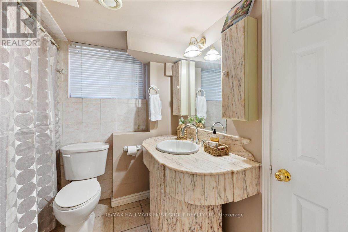 2690 ISLINGTON AVENUE - 32