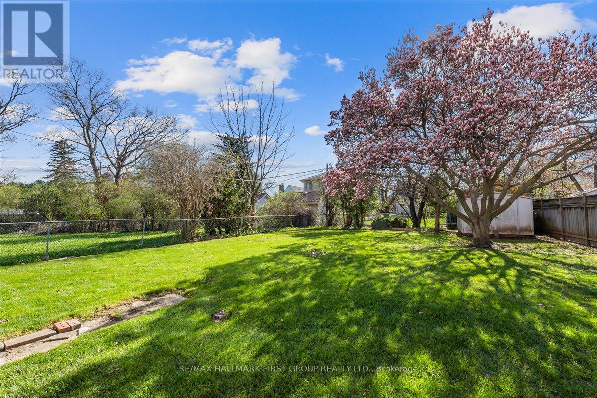 2690 ISLINGTON AVENUE - 39