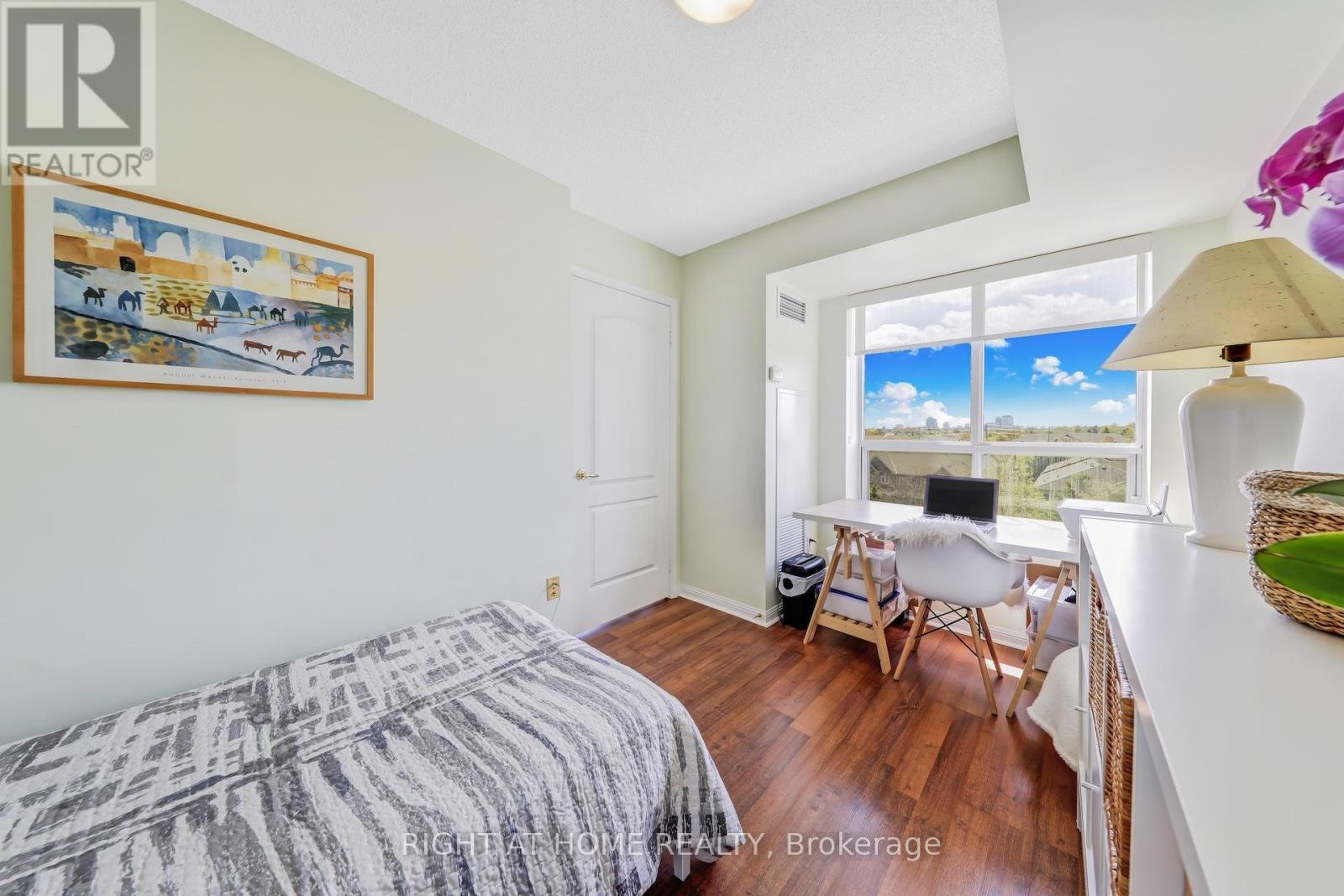 #502 1140 PARKWEST PLACE - 21