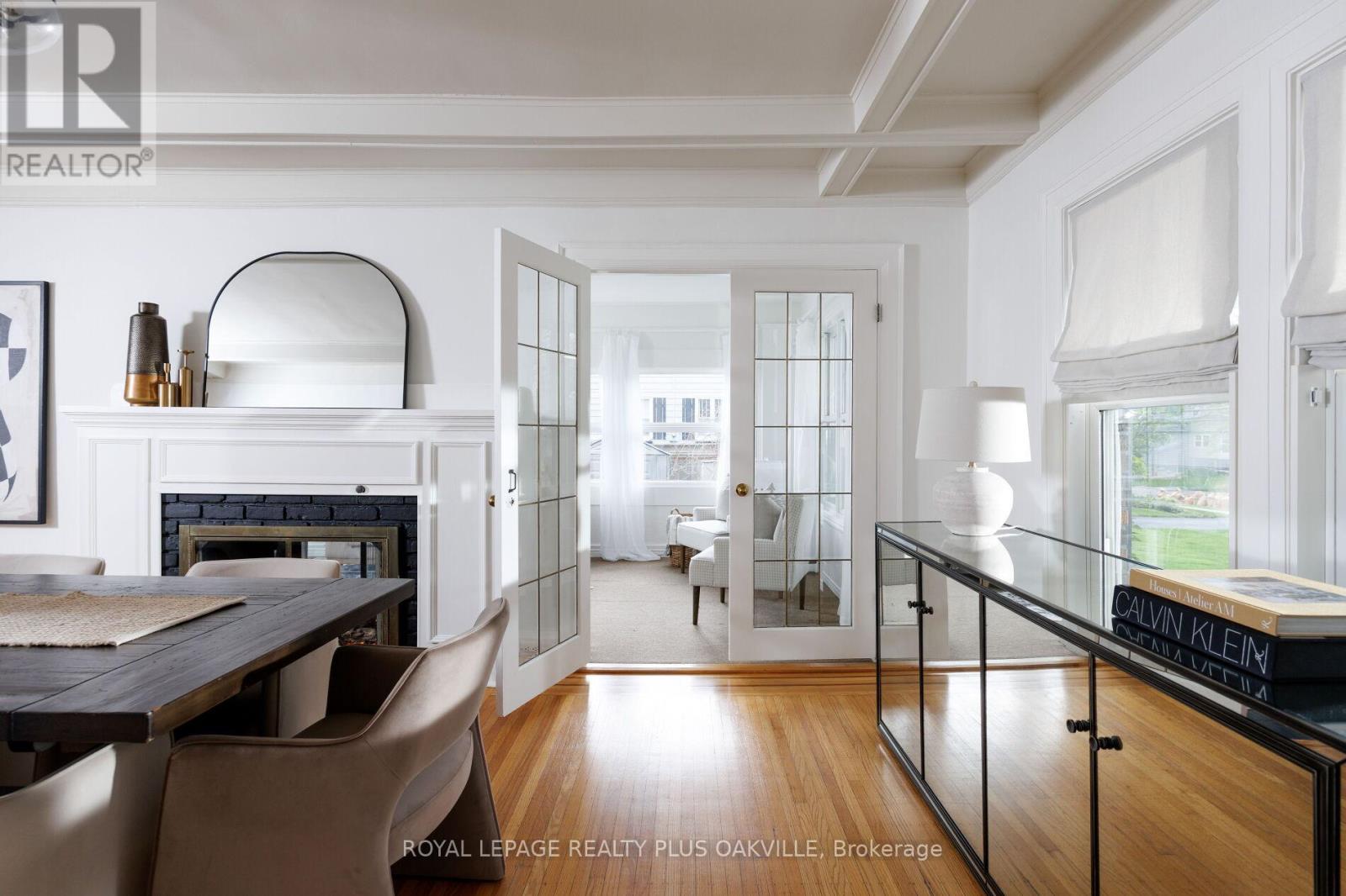 373 ROSSMORE BOULEVARD - 7