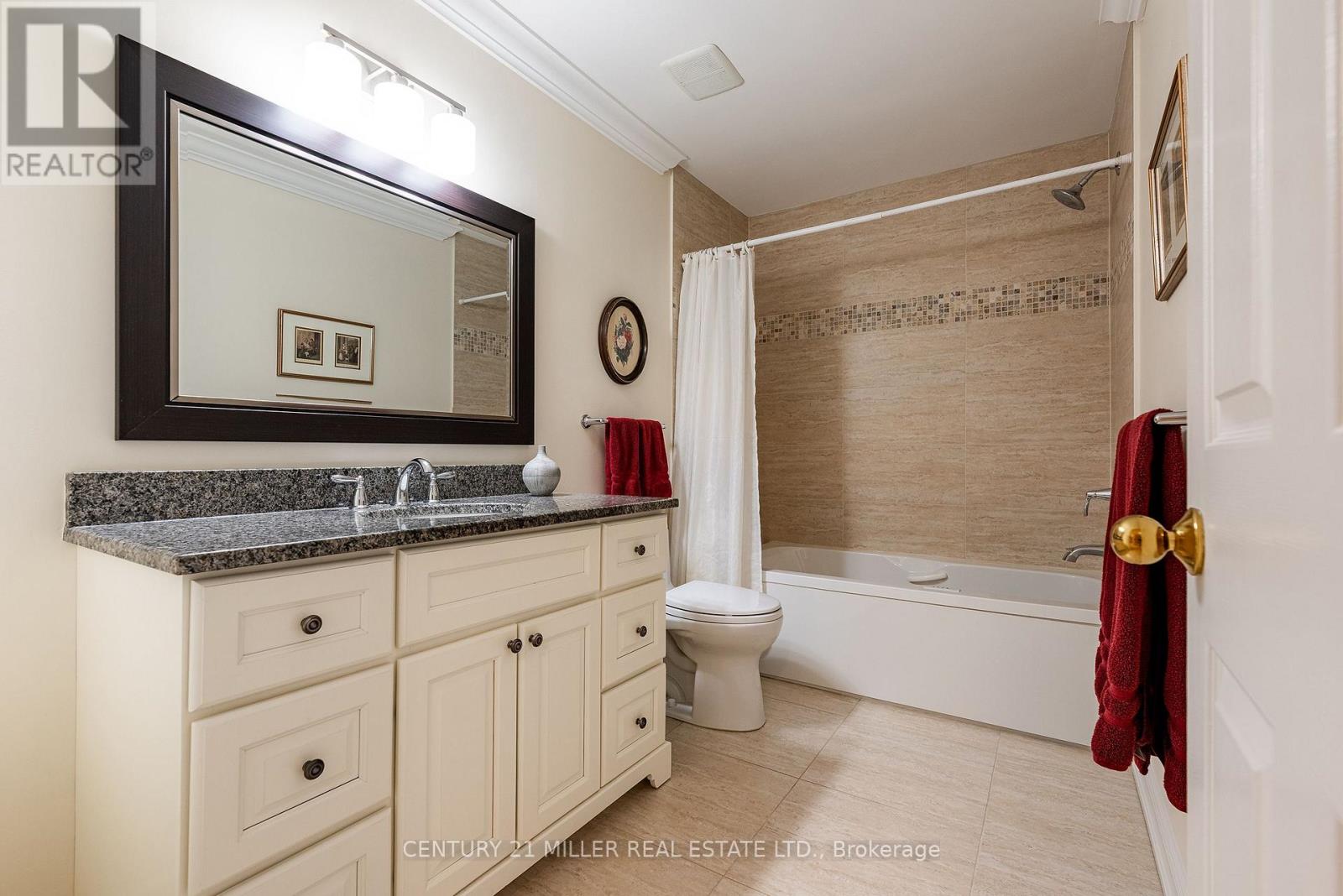 23 CHISHOLM STREET - 23