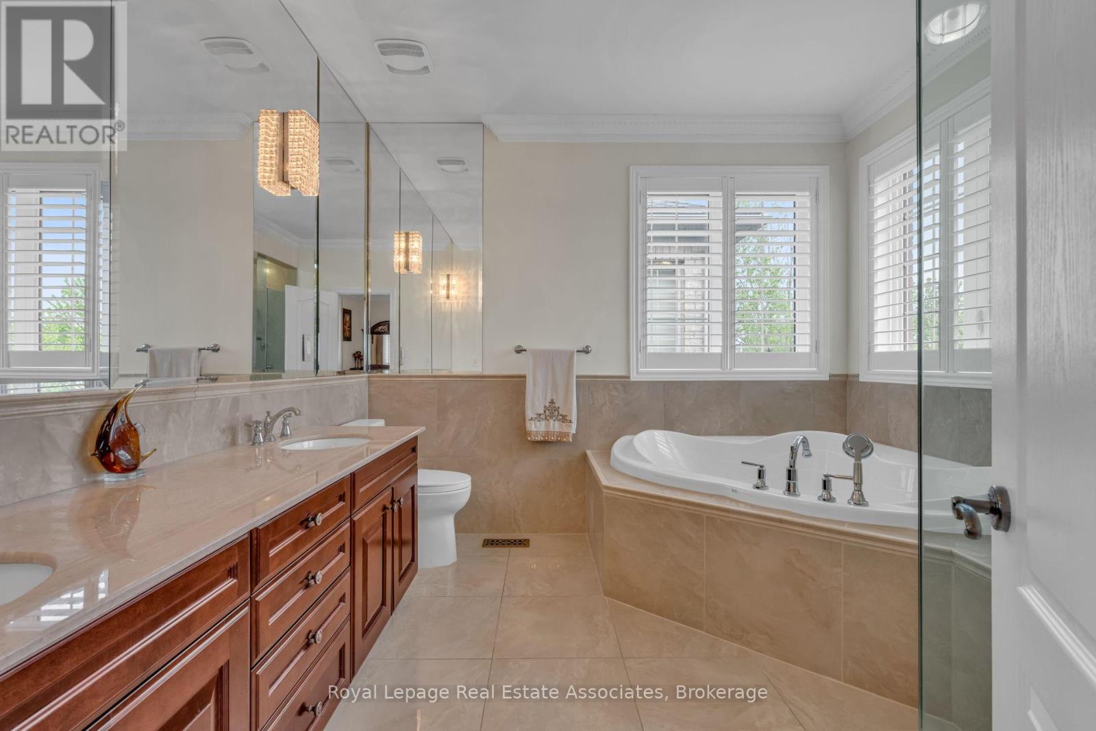 26 SILVER POND DRIVE - 24