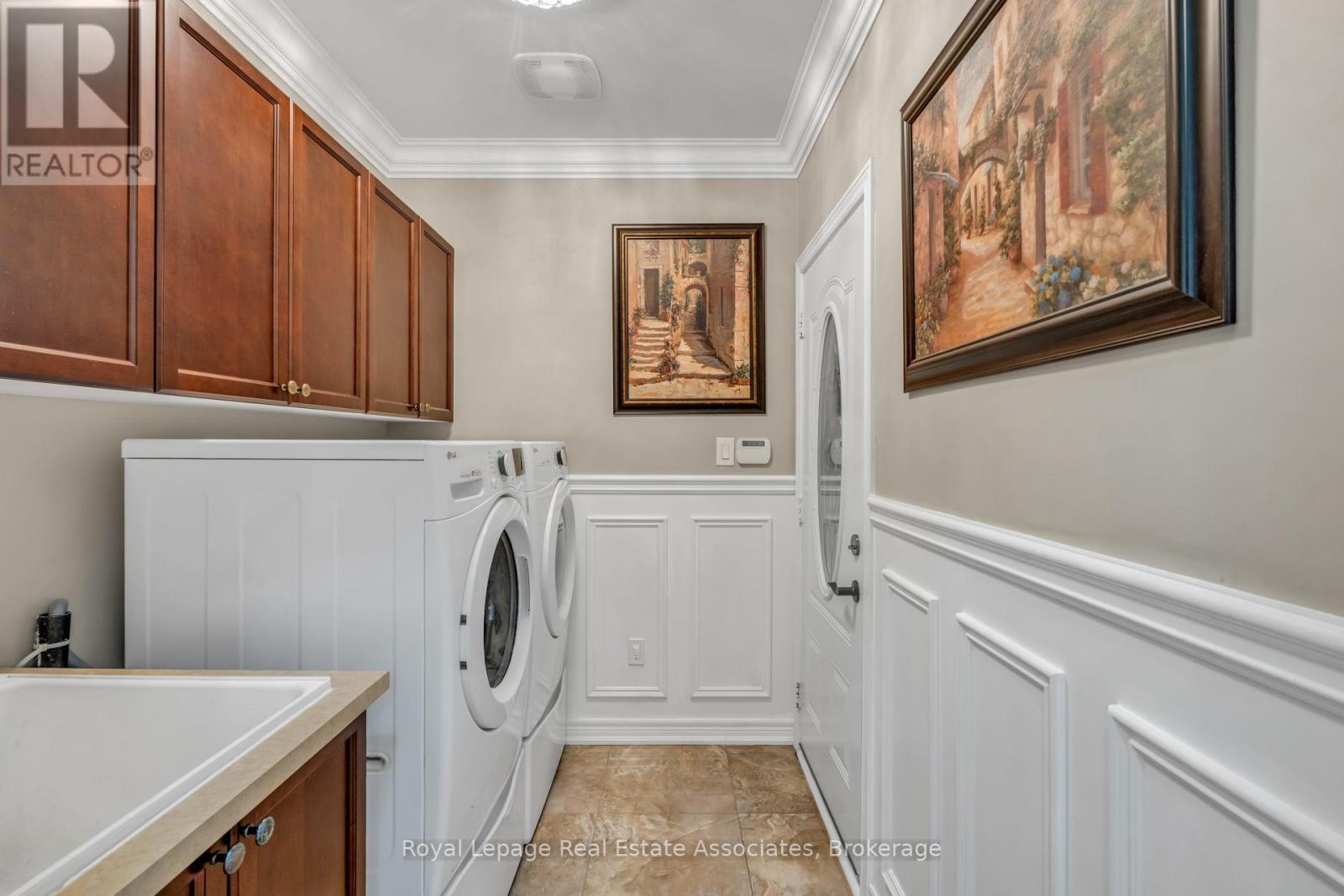 26 SILVER POND DRIVE - 32