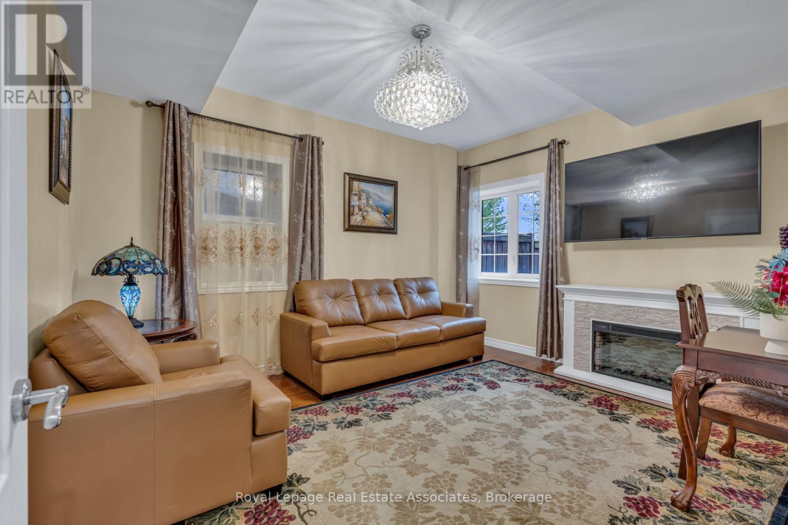 26 SILVER POND DRIVE - 35