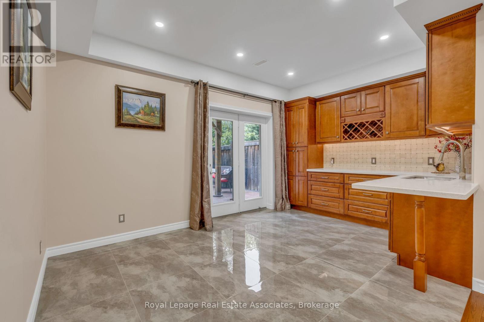 26 SILVER POND DRIVE - 37