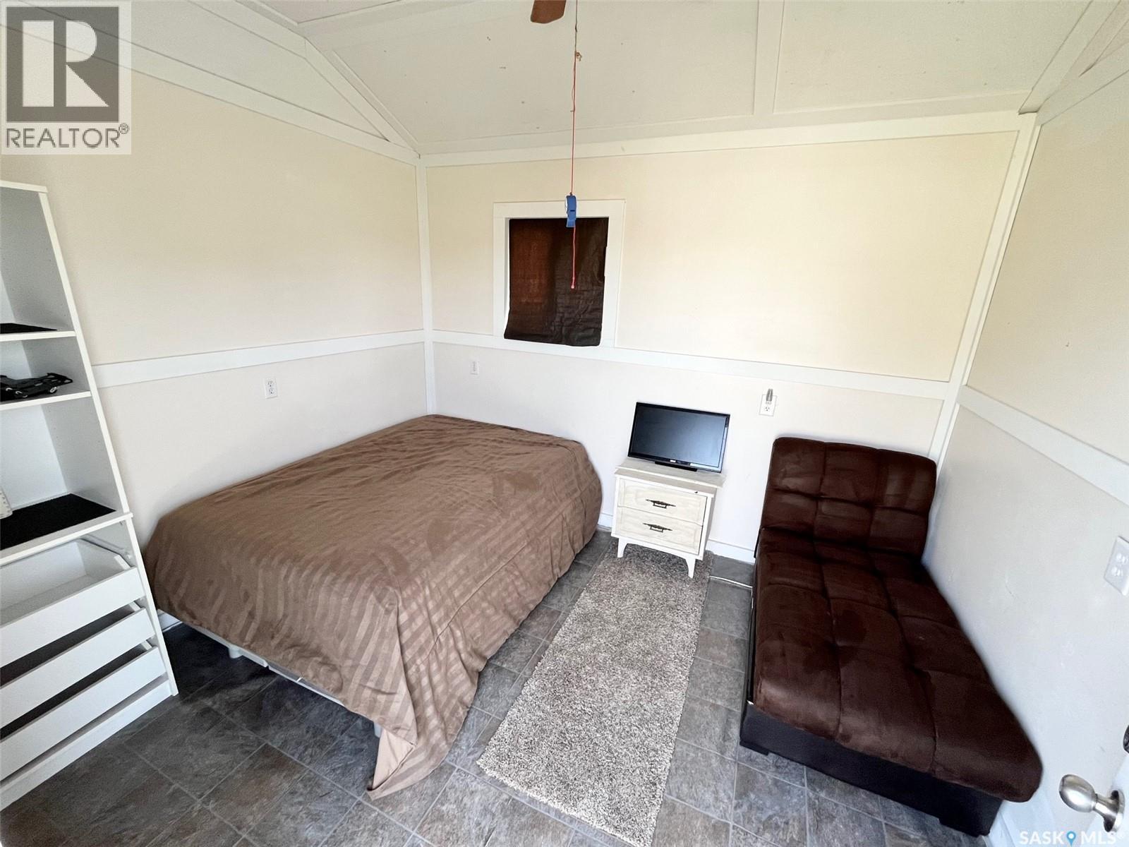 2 Willow ROAD - 47