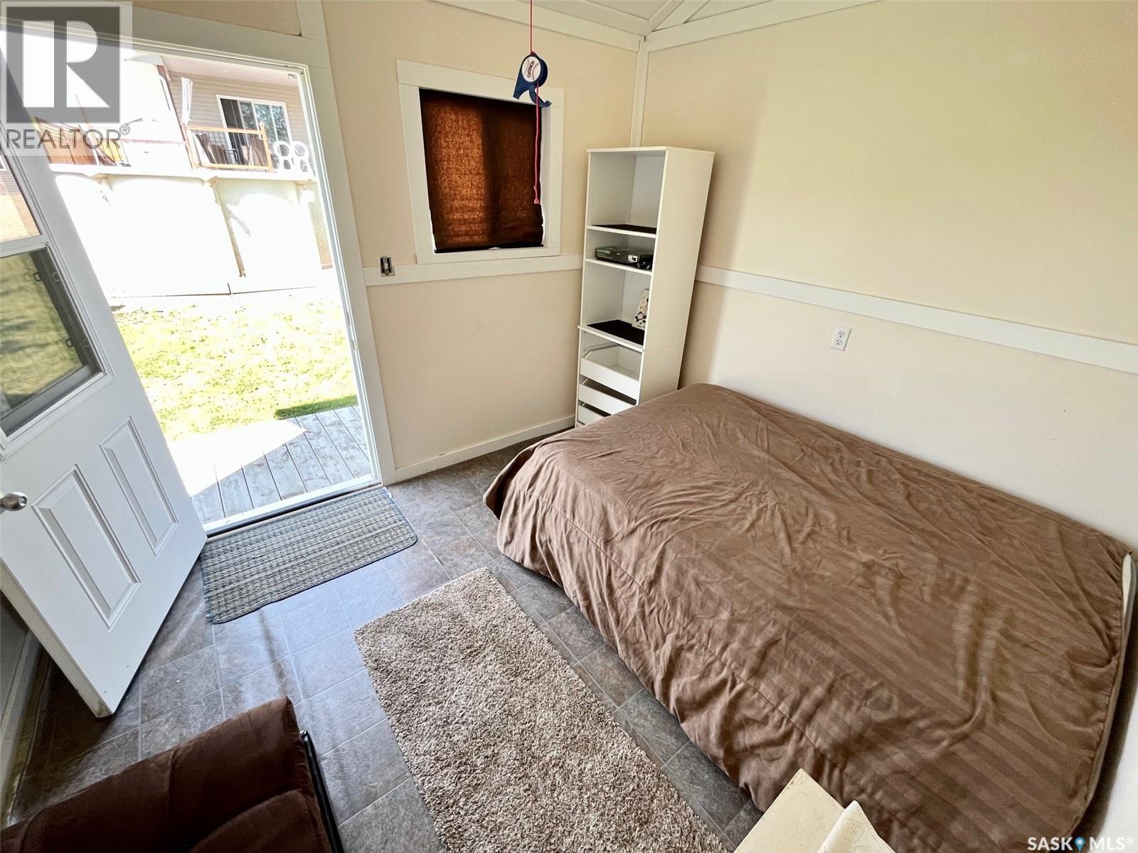 2 Willow ROAD - 48