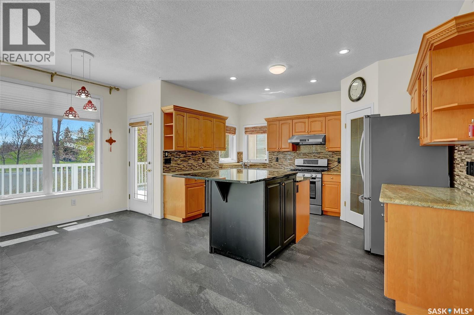 3012 St James CRESCENT - 10