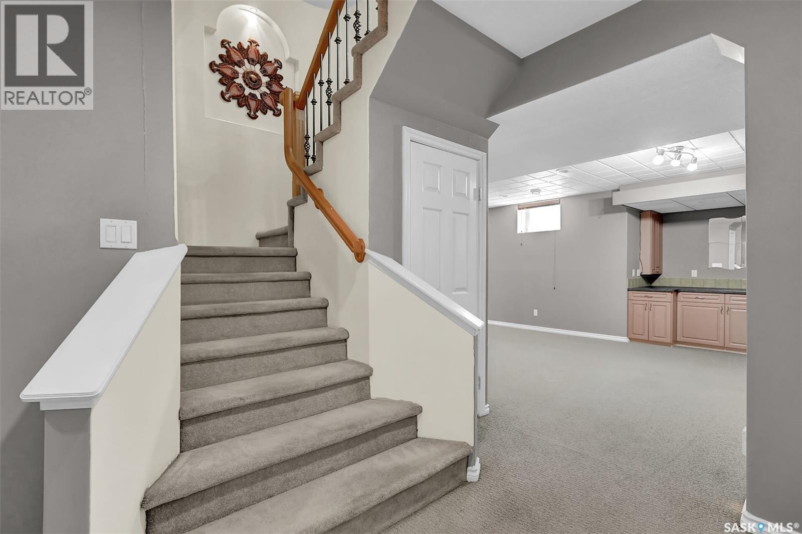 3012 St James CRESCENT - 33
