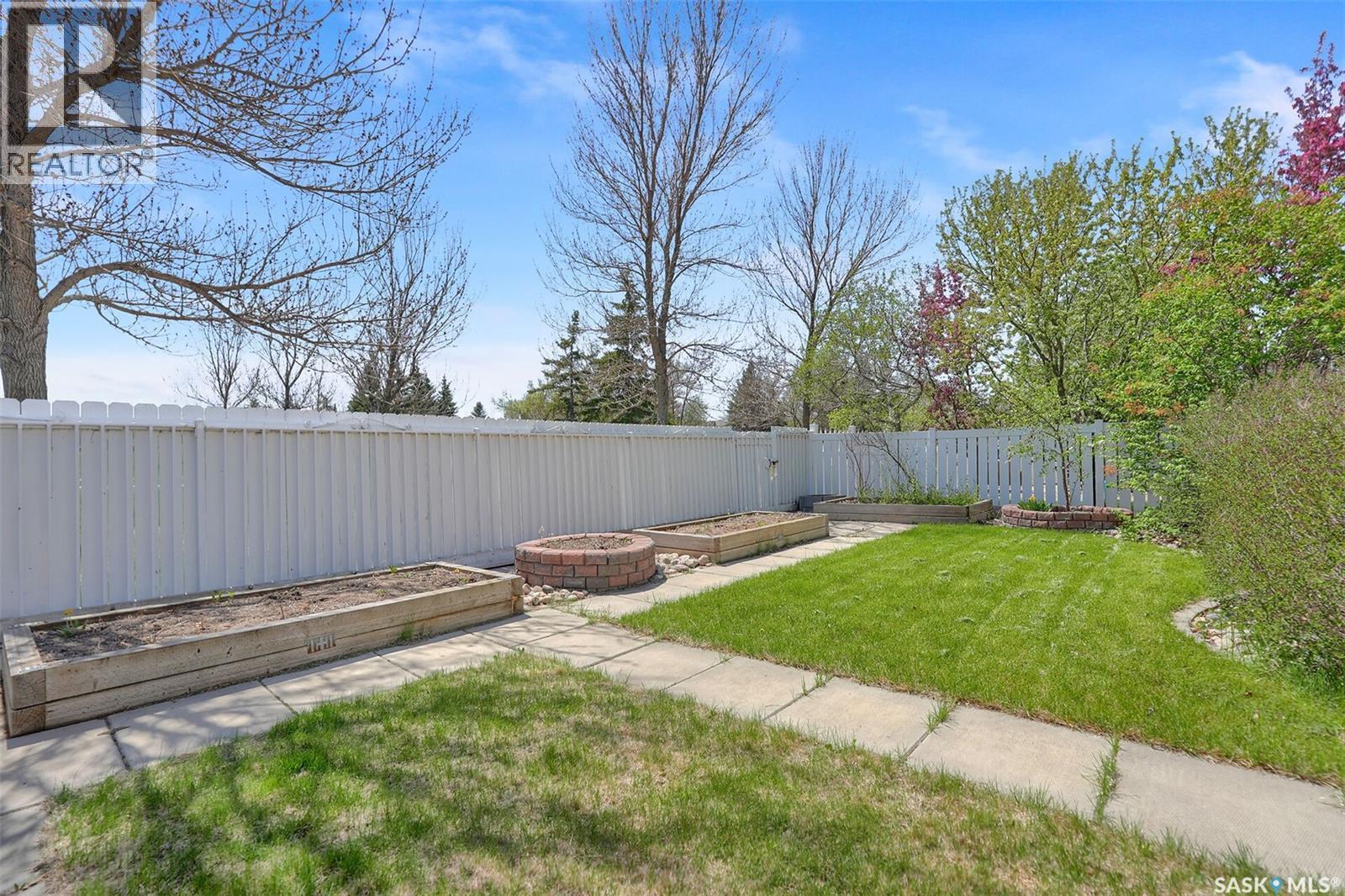 3012 St James CRESCENT - 46