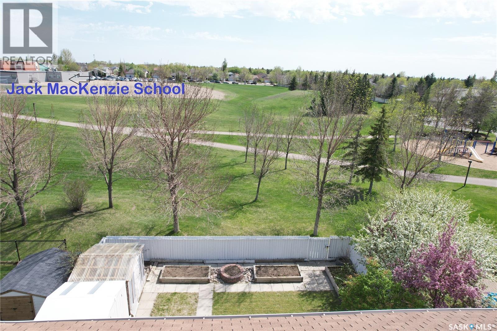 3012 St James CRESCENT - 47
