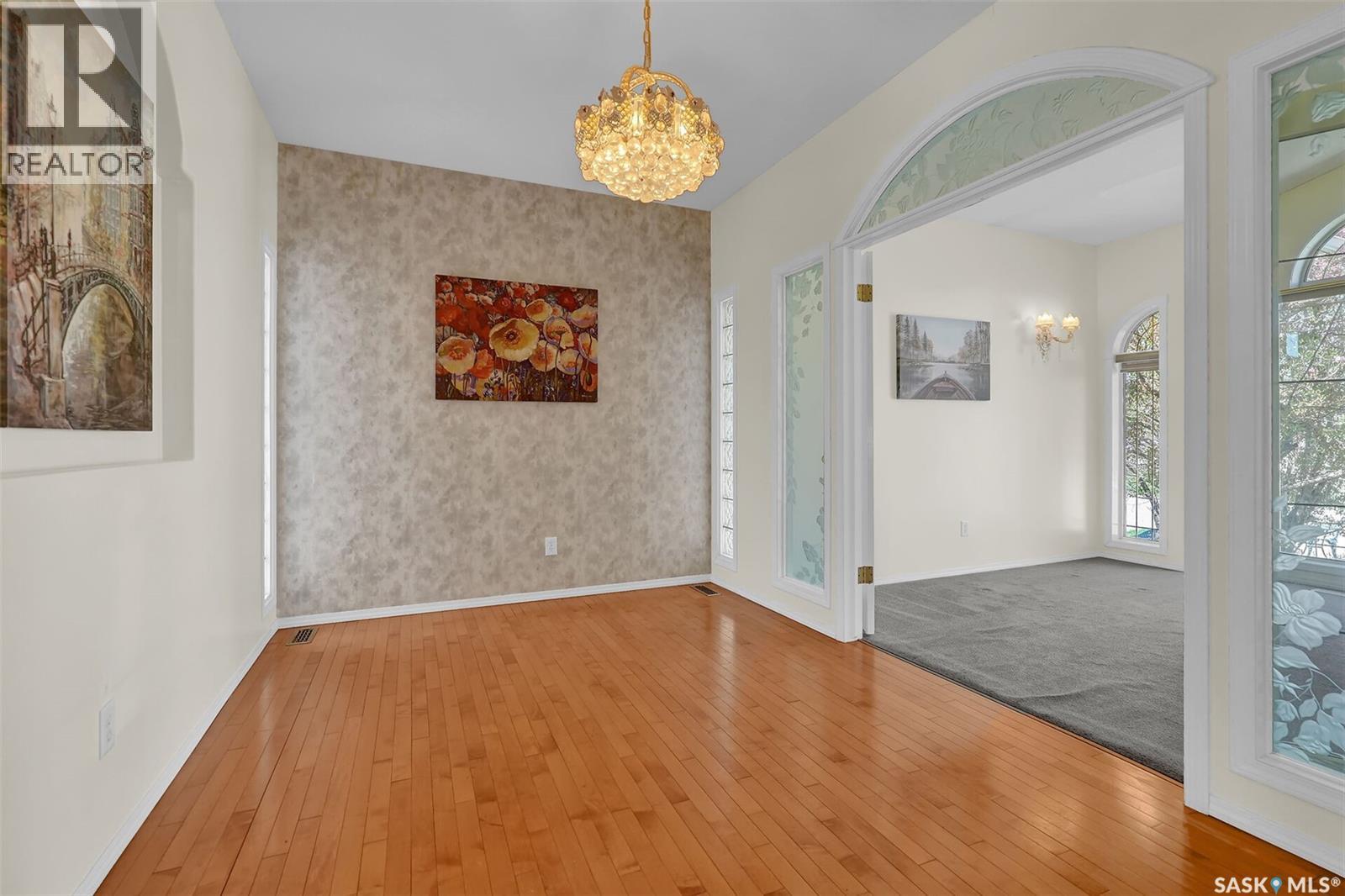 3012 St James CRESCENT - 6