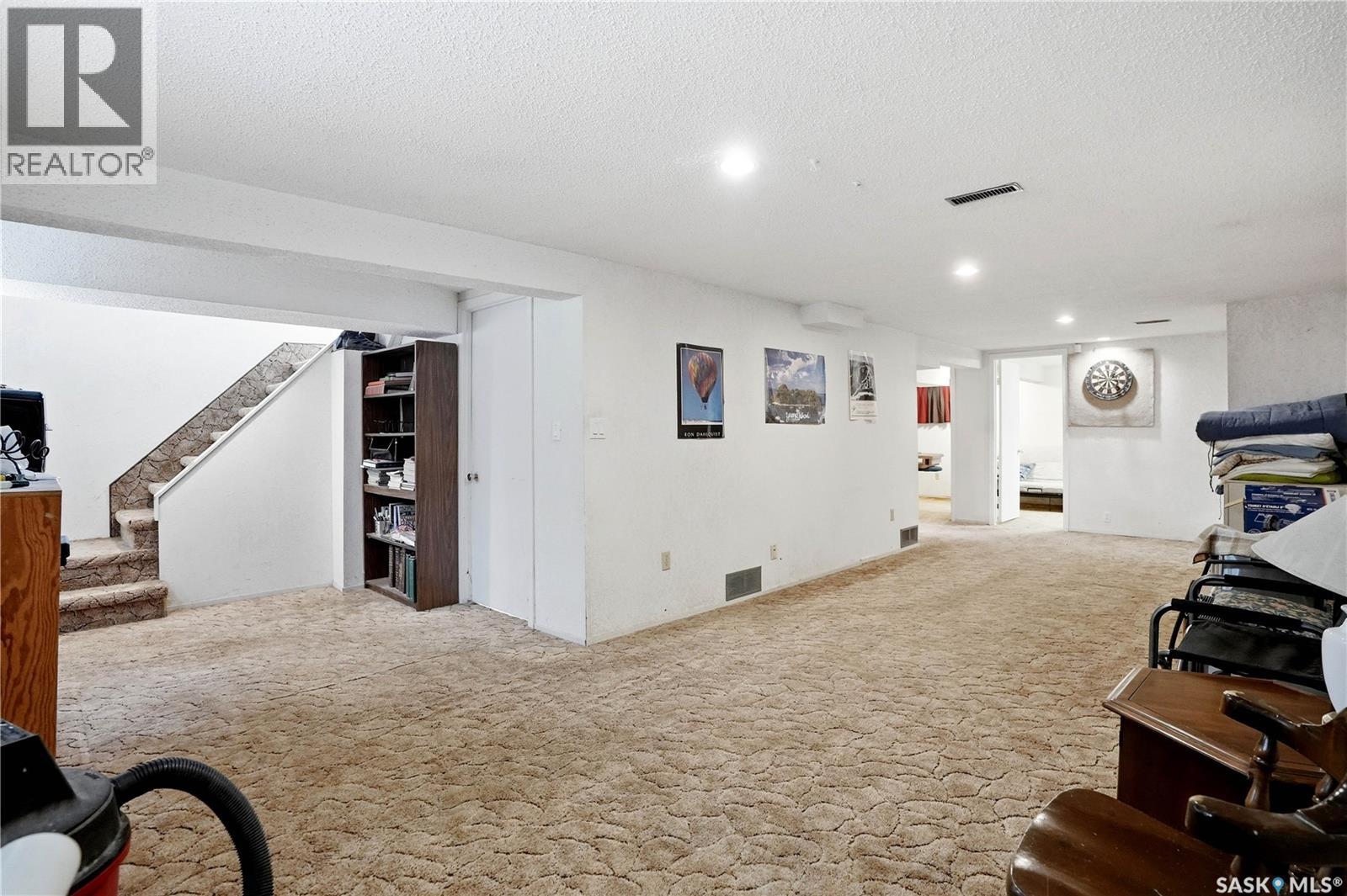 2601 Pasqua STREET - 19
