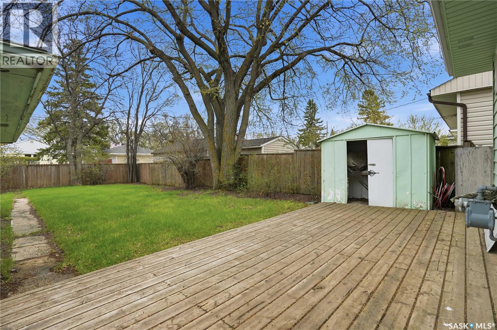 2601 Pasqua STREET - 28