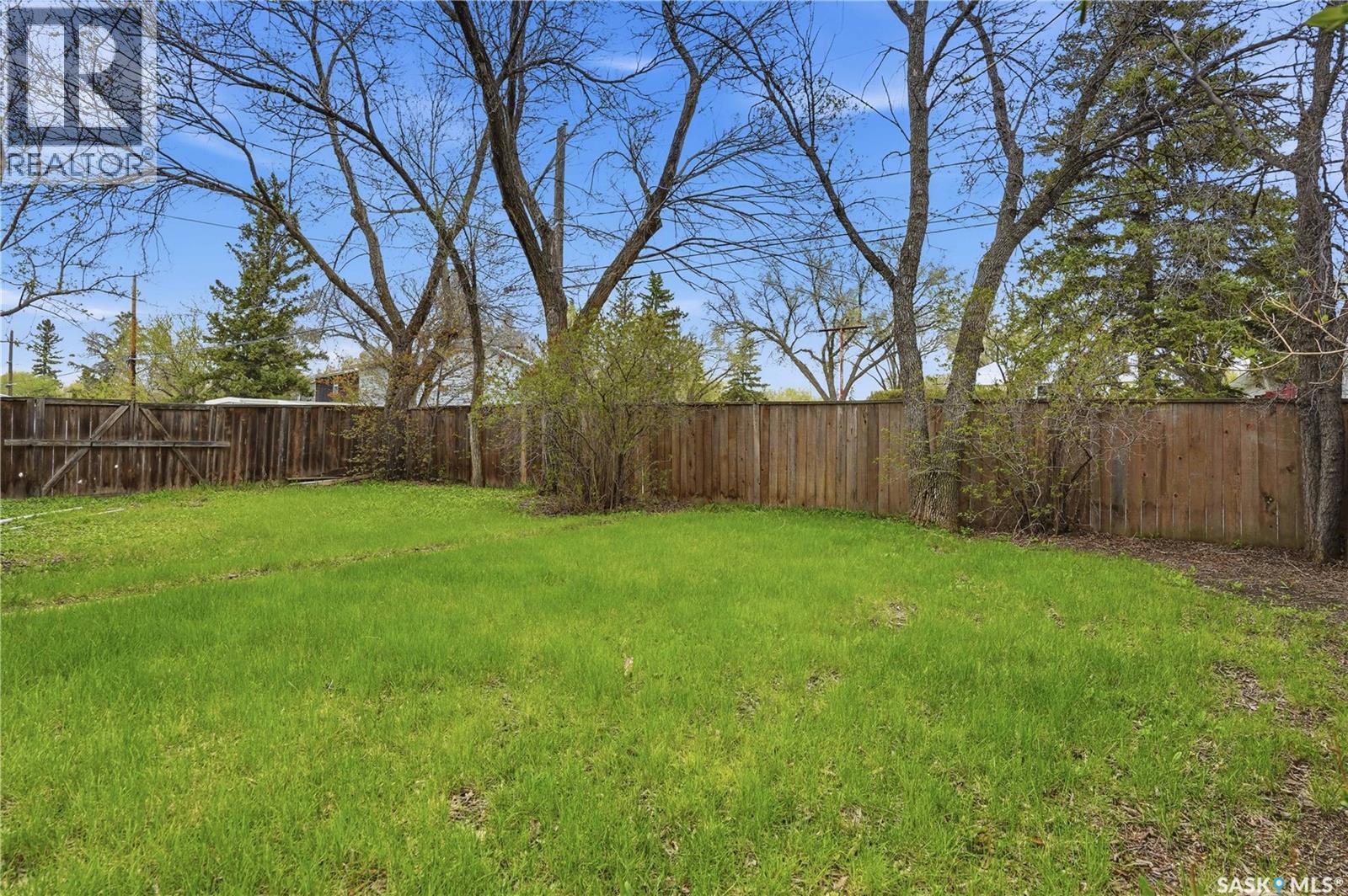 2601 Pasqua STREET - 30