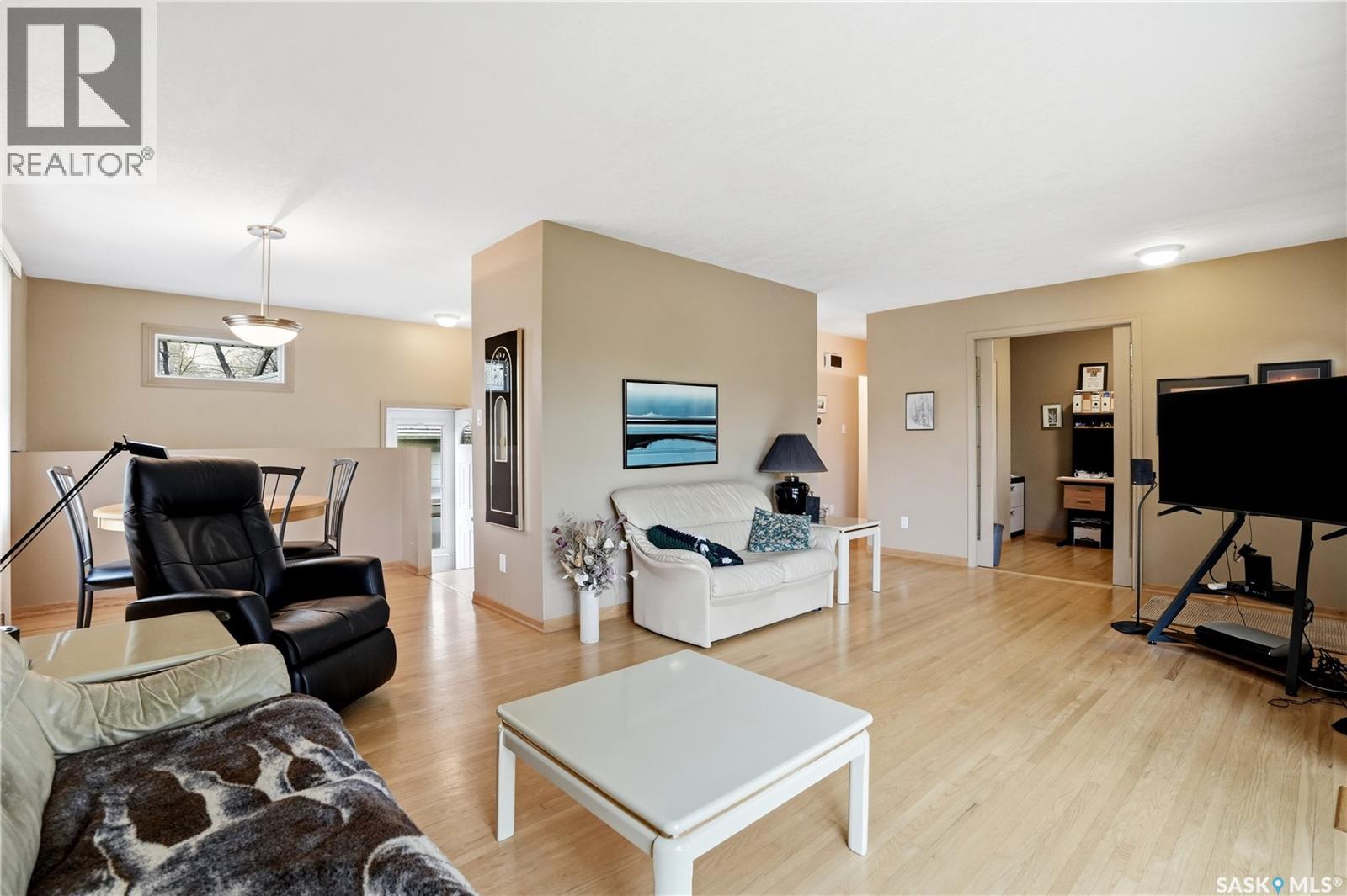 2601 Pasqua STREET - 6