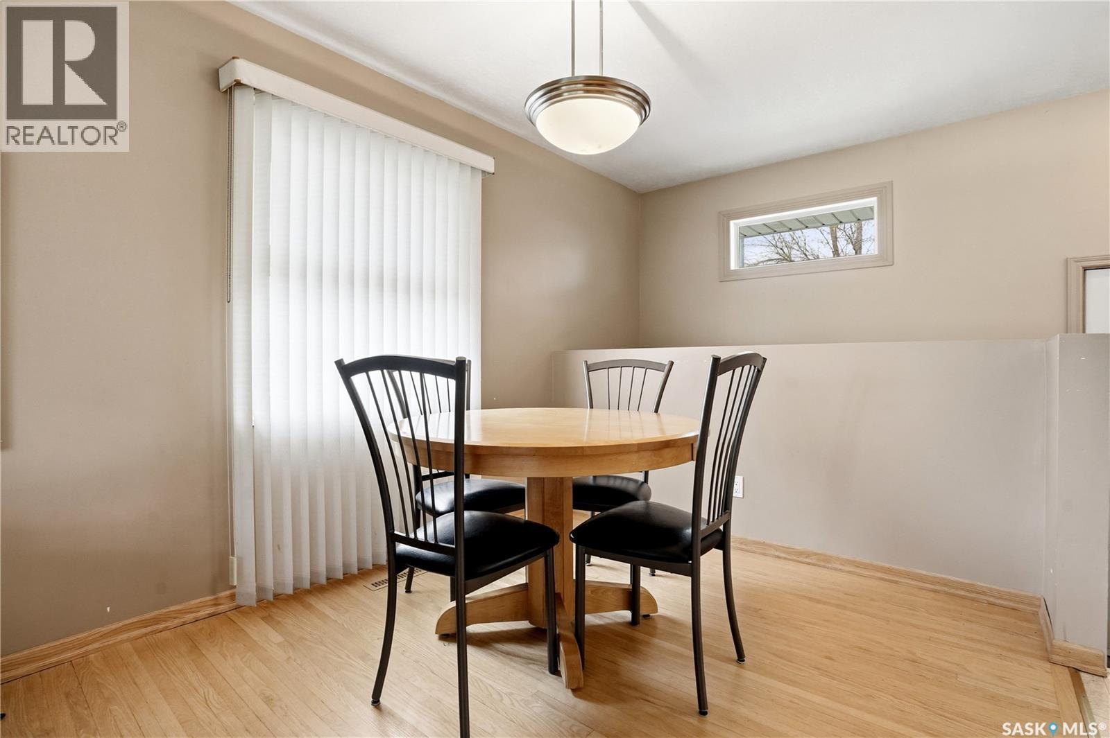 2601 Pasqua STREET - 7