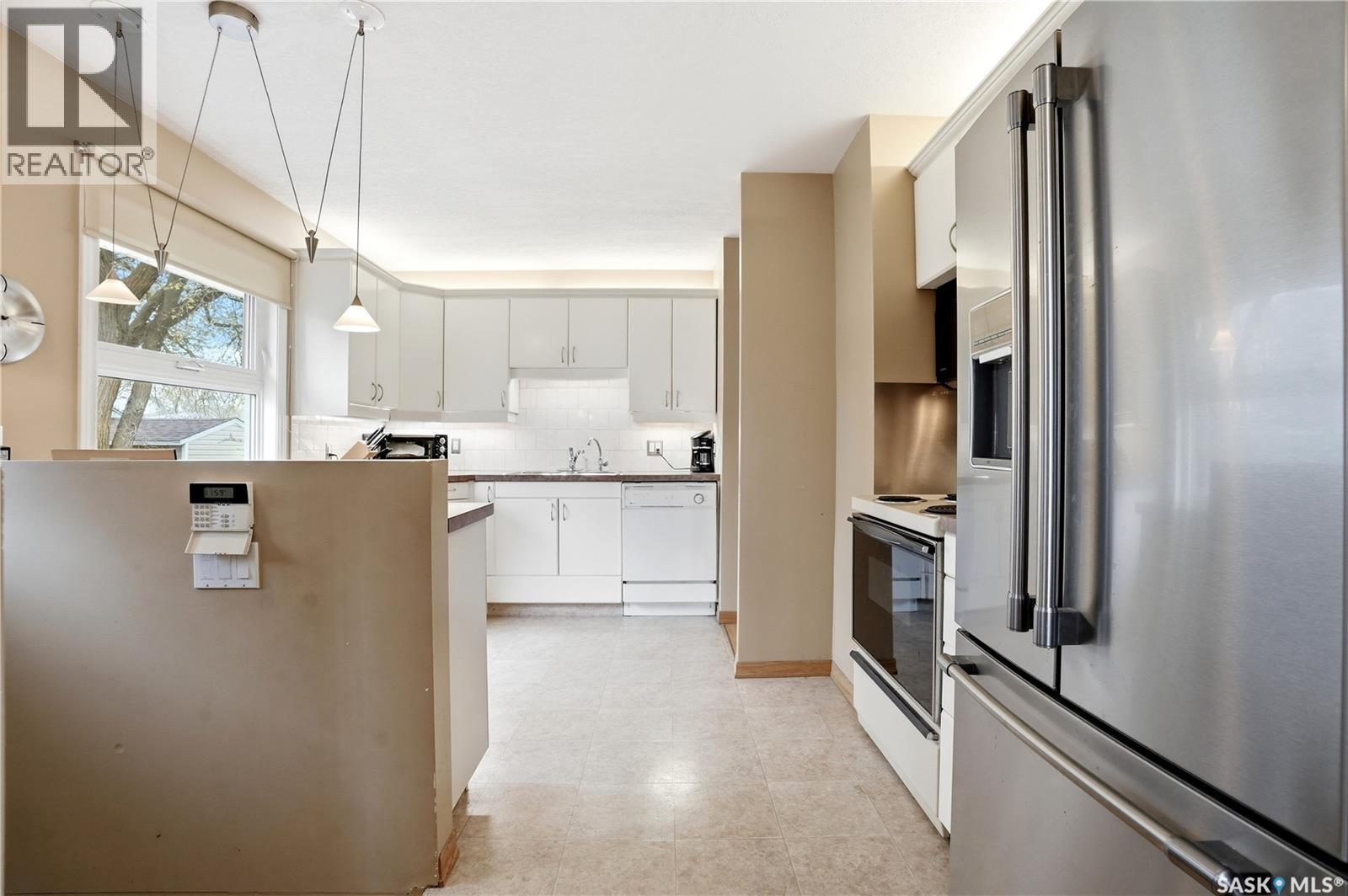 2601 Pasqua STREET - 9