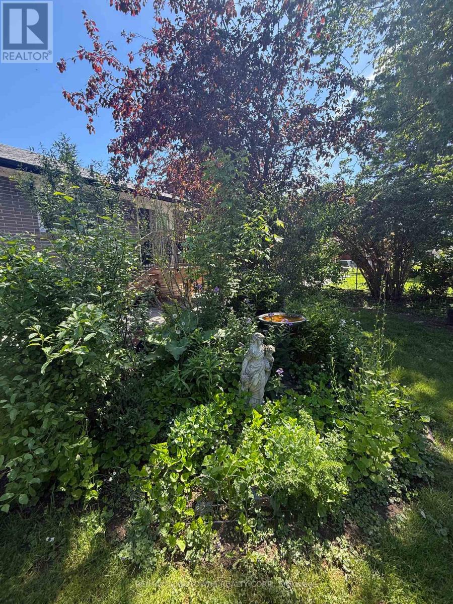 134 WAKEFIELD ROAD - 29