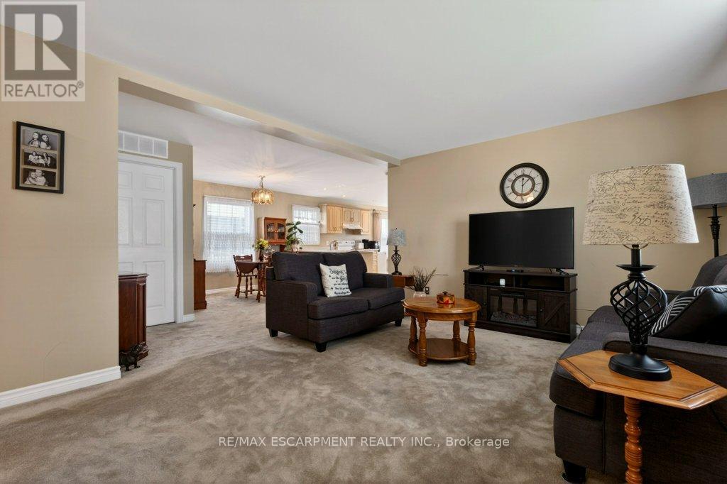 4578 SUSANNA LANE - 8