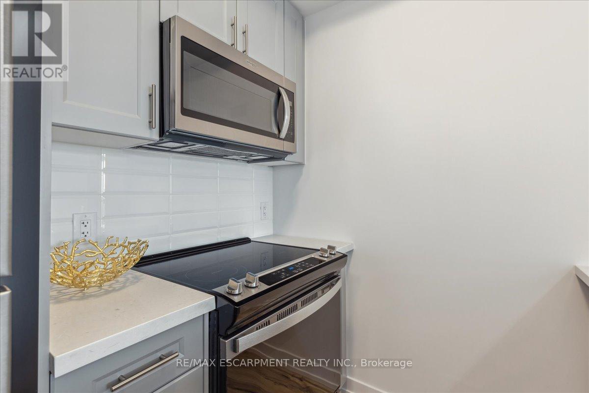 #1001 450 DUNDAS STREET E - 13