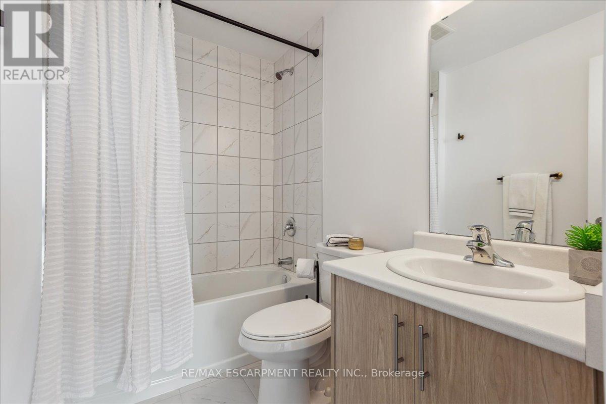 #1001 450 DUNDAS STREET E - 19
