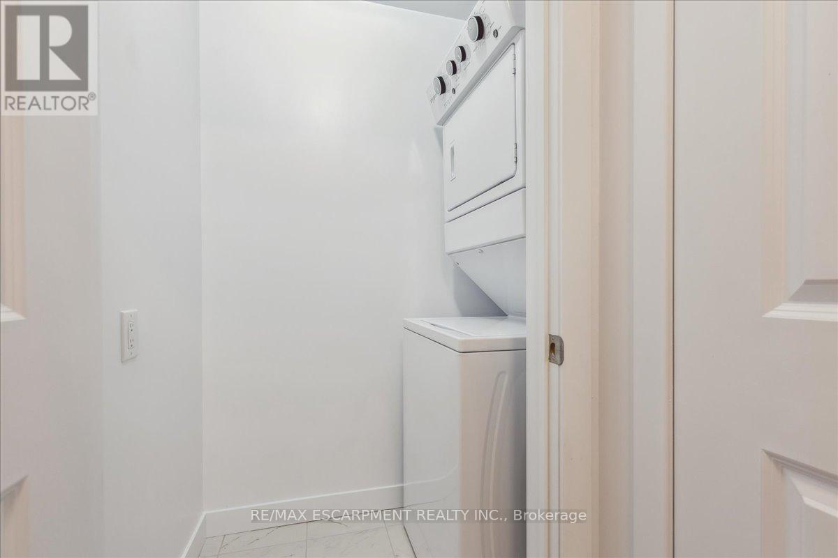 #1001 450 DUNDAS STREET E - 23