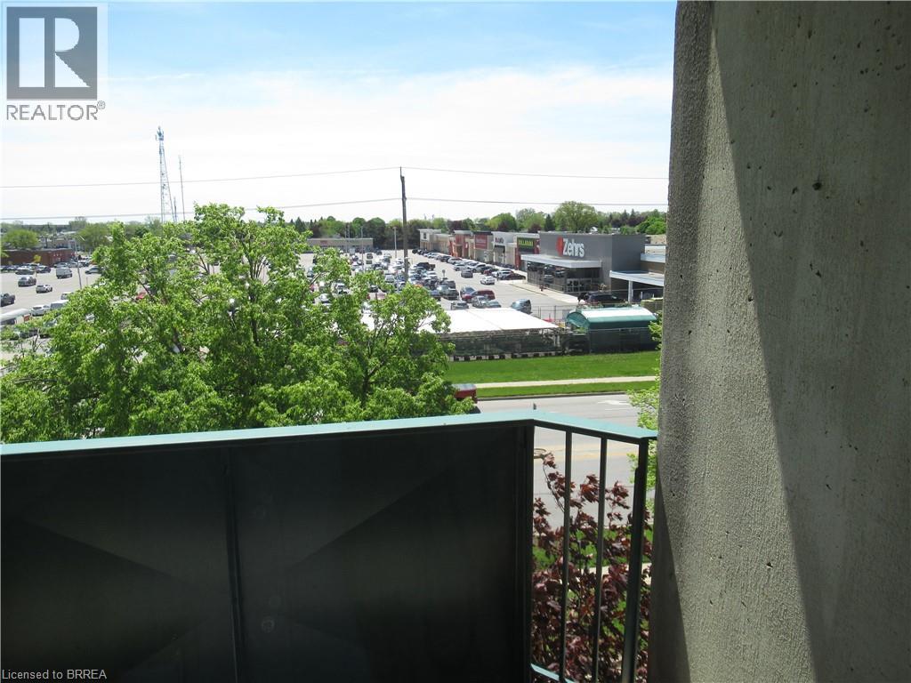 #401 421 FAIRVIEW Drive - 12
