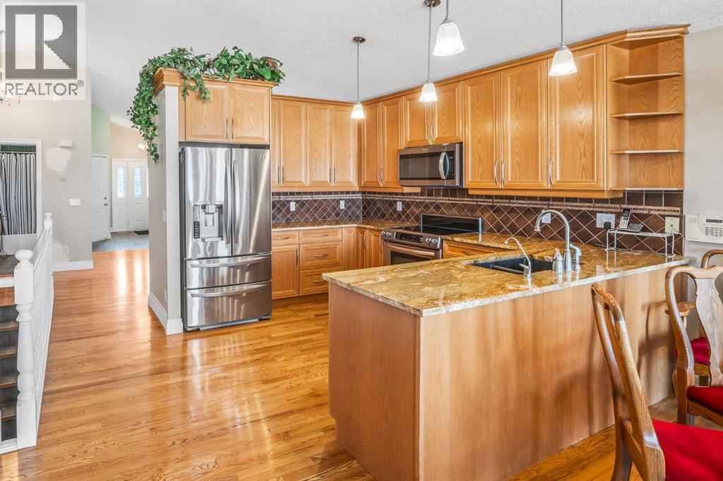 180 Hidden Vale Close NW - 23