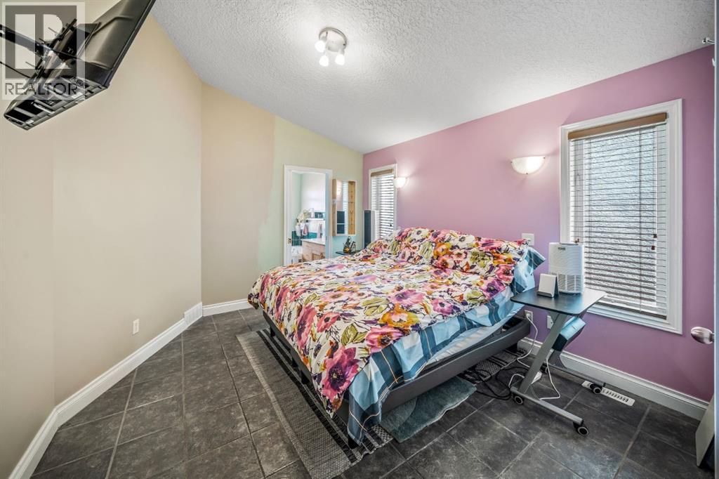 180 Hidden Vale Close NW - 27