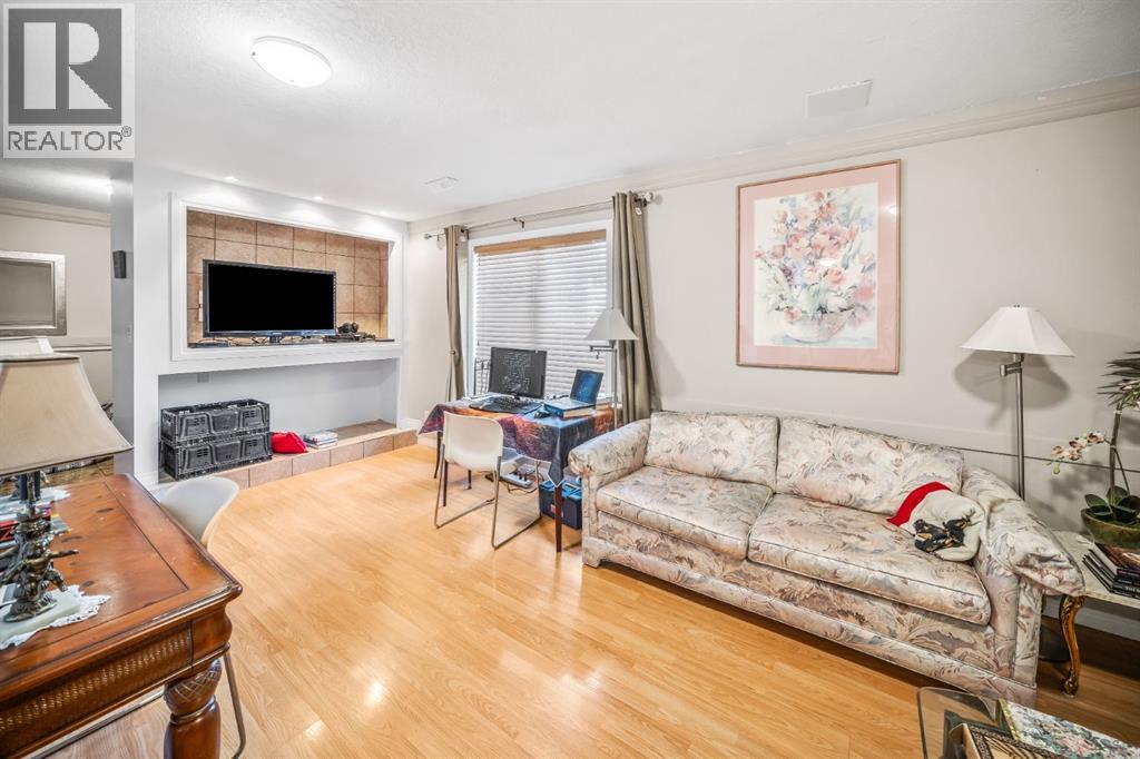 180 Hidden Vale Close NW - 42