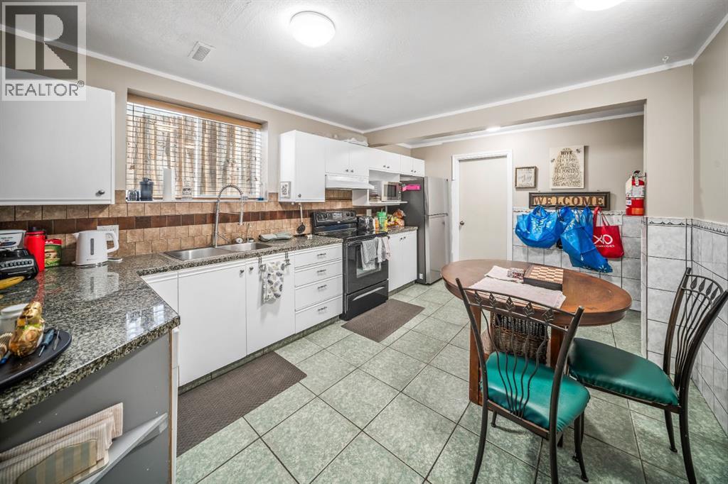 180 Hidden Vale Close NW - 34