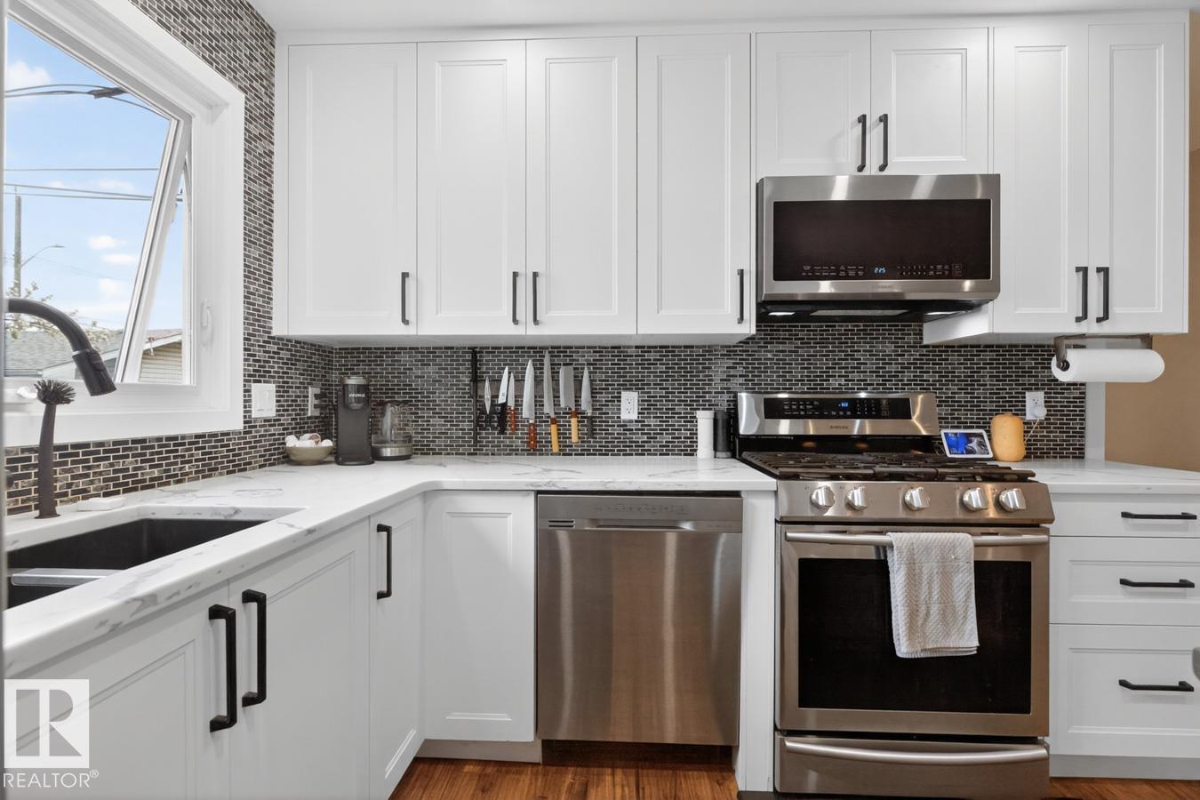 13319 118 ST NW - 11
