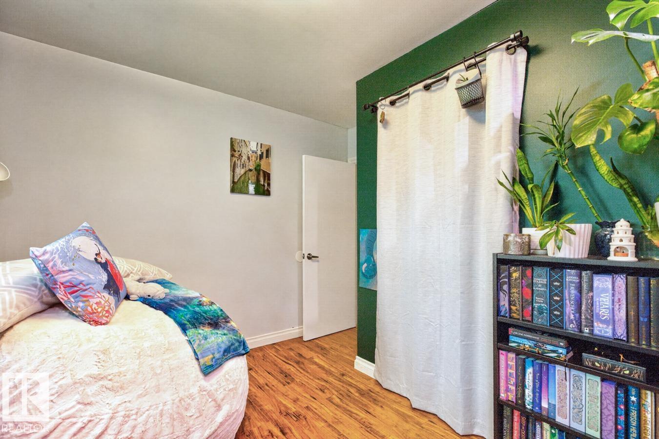 13319 118 ST NW - 18